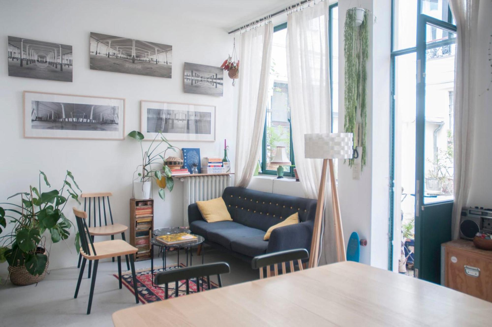 Lumineux Et Très Joli Duplex 63 M - Sacré-cœur Paris